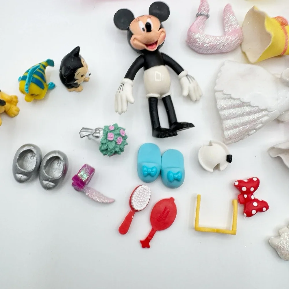 Disney Parks Minnie Mouse Polly Pocket Style Doll Figure Accessories Lot 3